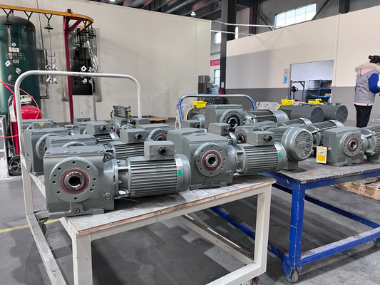 Редуктора Gearmotor коробки передач серии r нагрузка спирального высокая и высокий вращающий момент